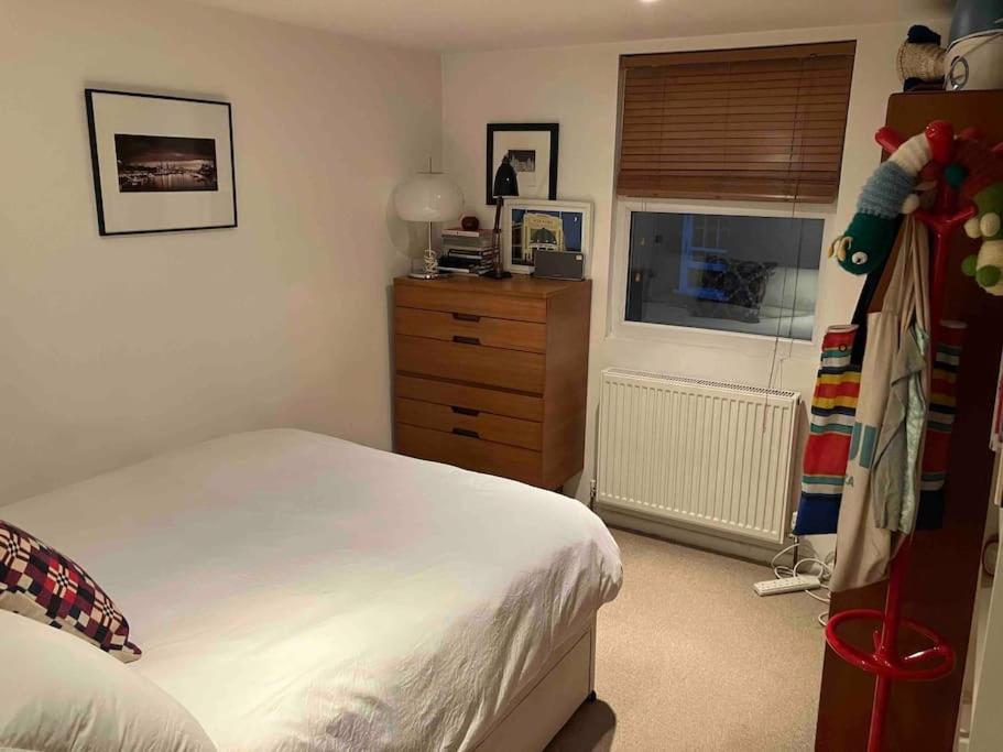 Clapham, London 4 bedroom family house