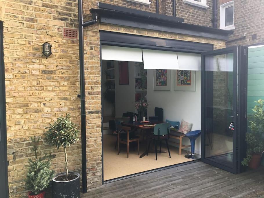 Clapham, London 4 bedroom family house