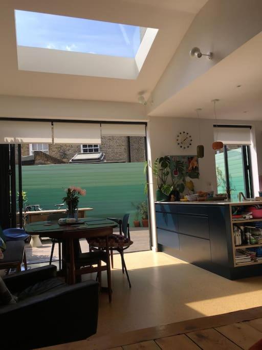 Clapham, London 4 bedroom family house