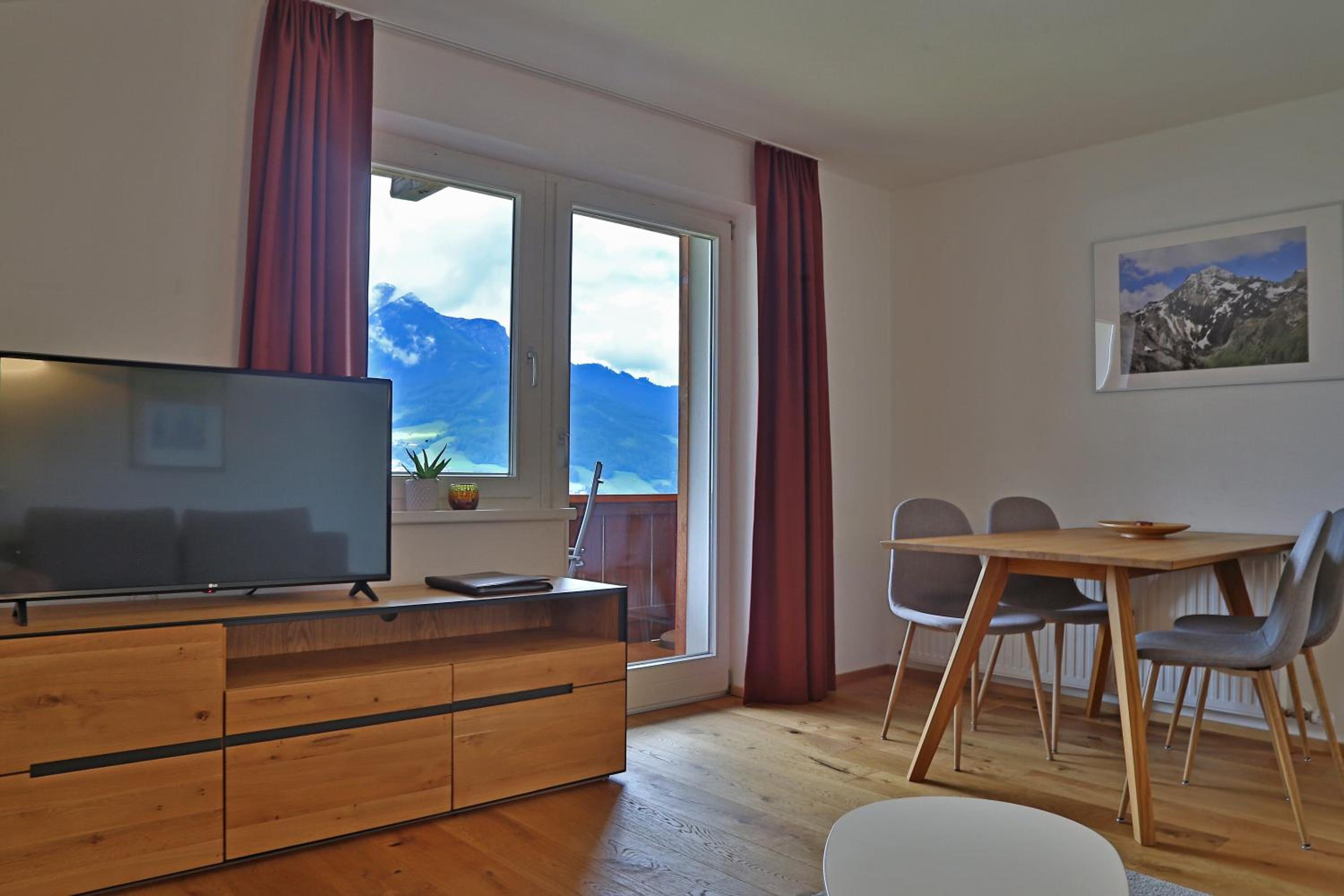Ferienwohnungen Tiroler Alpenhof view 3