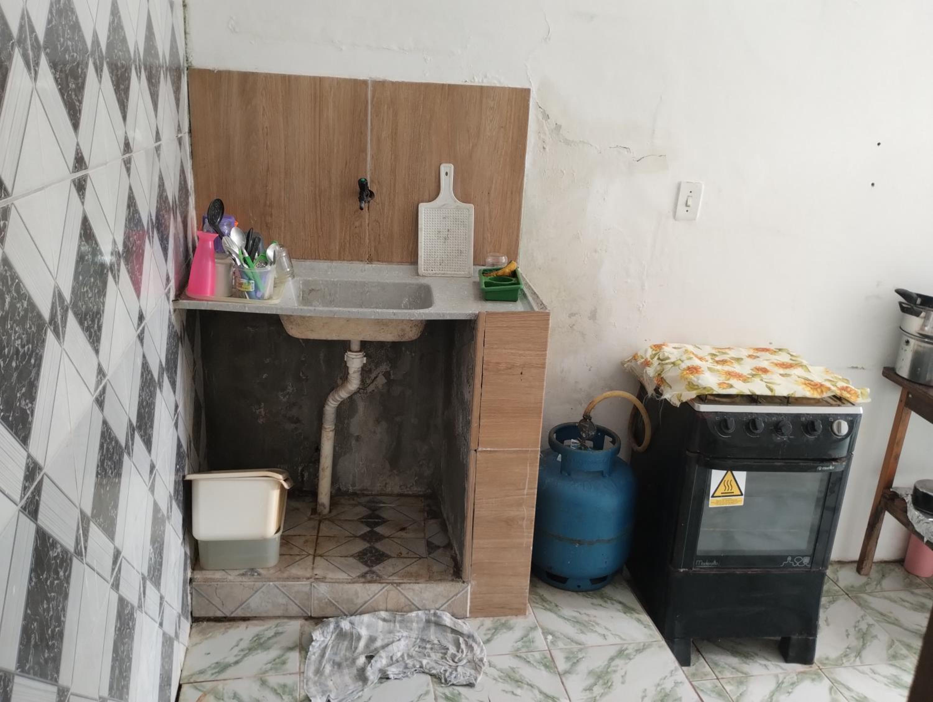 Casa 1 quarto amarela praia Cabuçu,Saubara