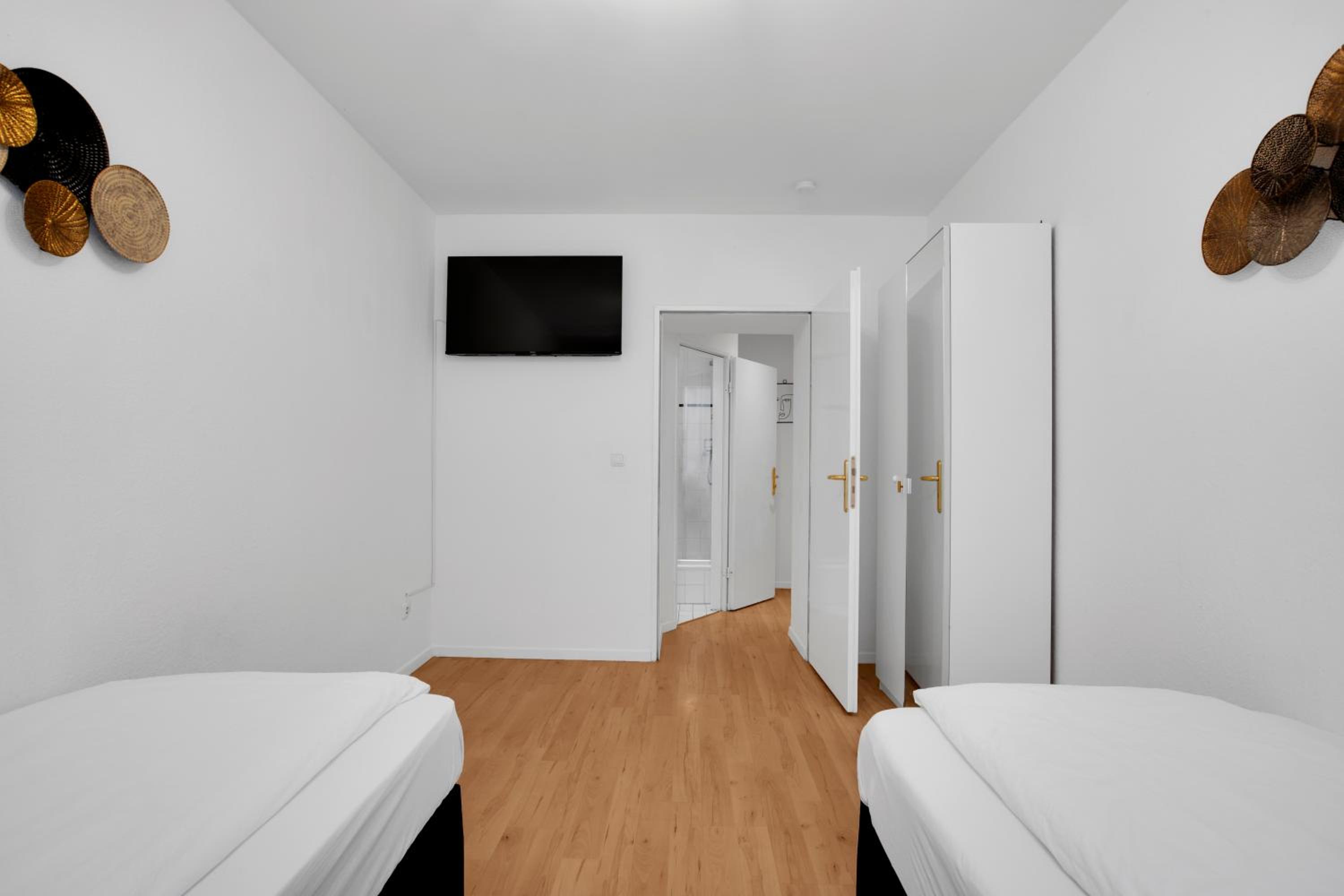 central 3 Bedroom Apartment in Kreuzberg