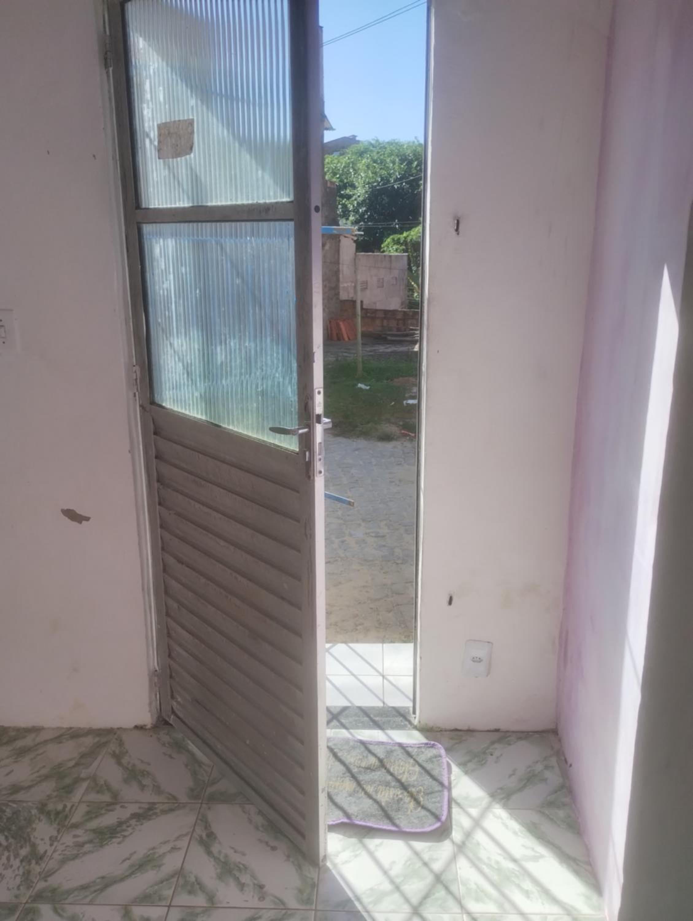 Casa 1 quarto amarela praia Cabuçu,Saubara
