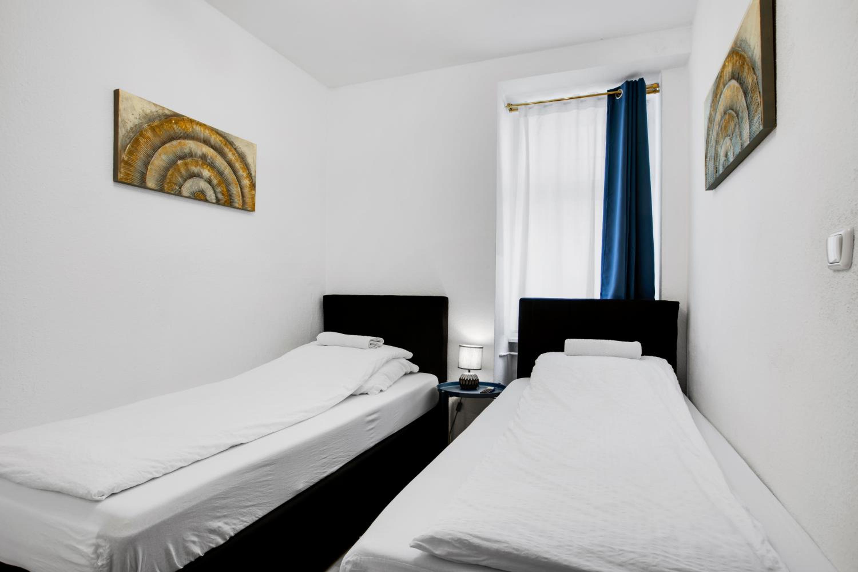 central 3 Bedroom Apartment in Kreuzberg