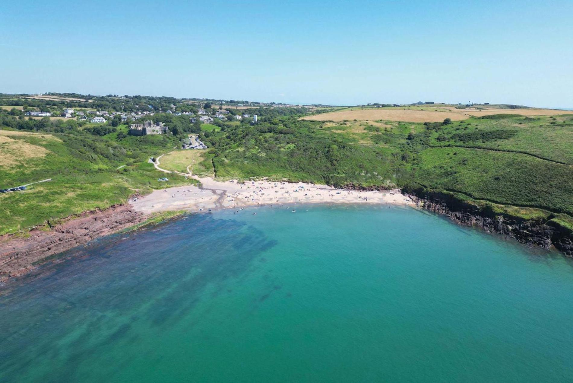 Sea Glass - 2 Bedroom Apartment - Manorbier view 2