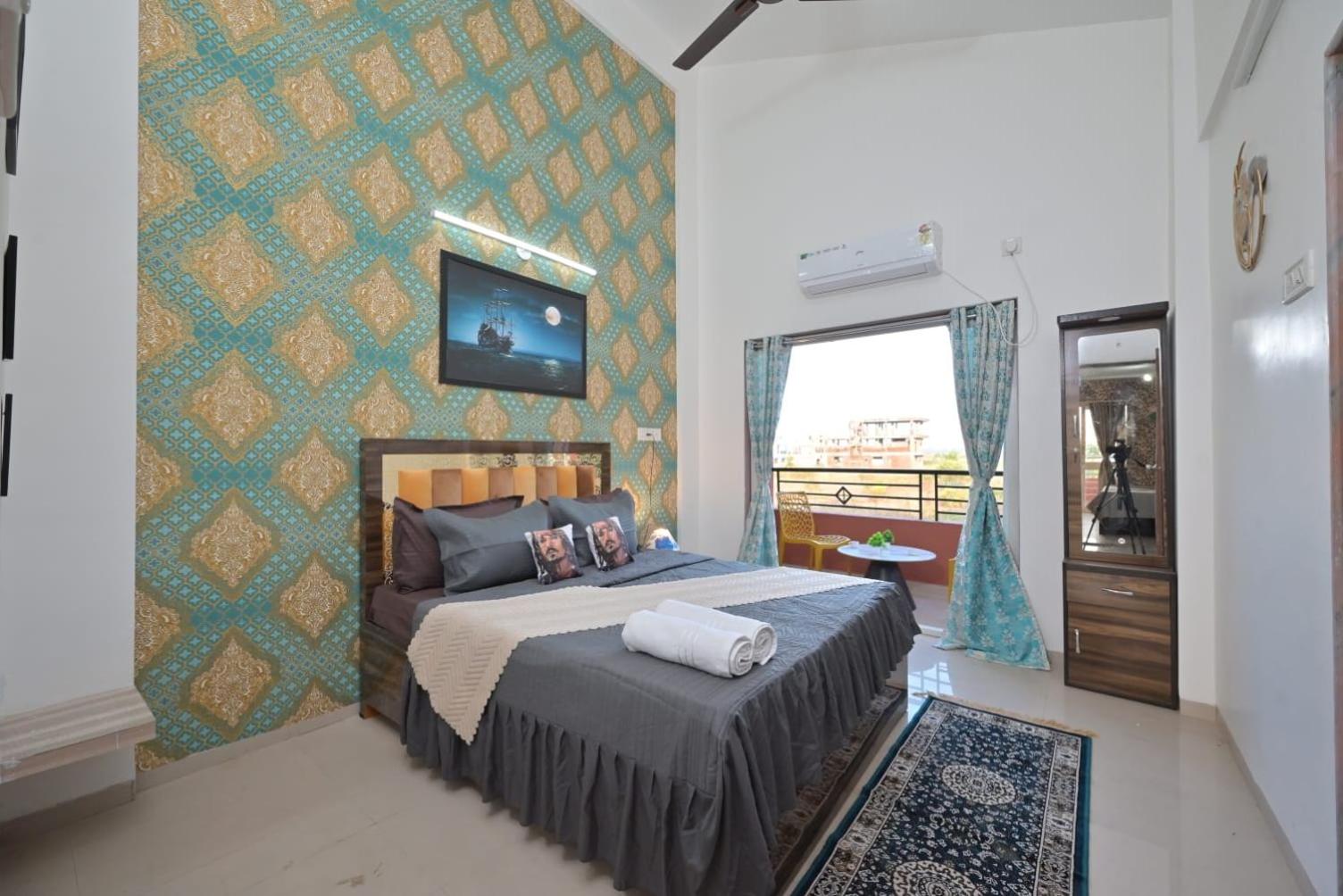 EMPYREAN STAY ll 2BHK II LUCIFER VILLA ll PRIVATE POOL II