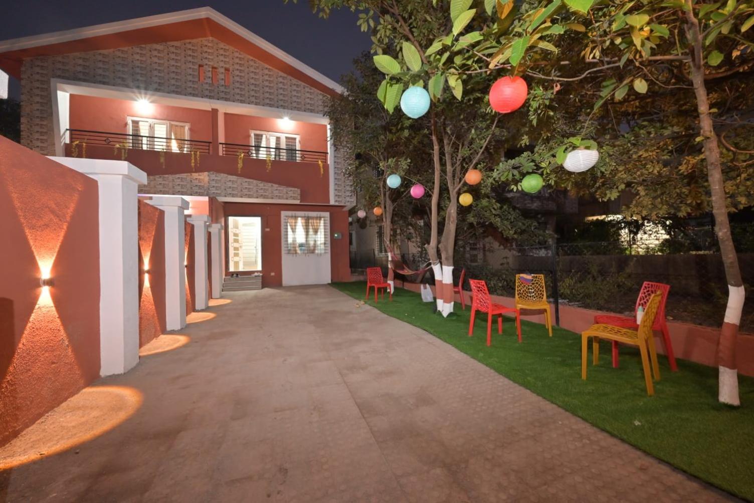 EMPYREAN STAY ll 2BHK II LUCIFER VILLA ll PRIVATE POOL II