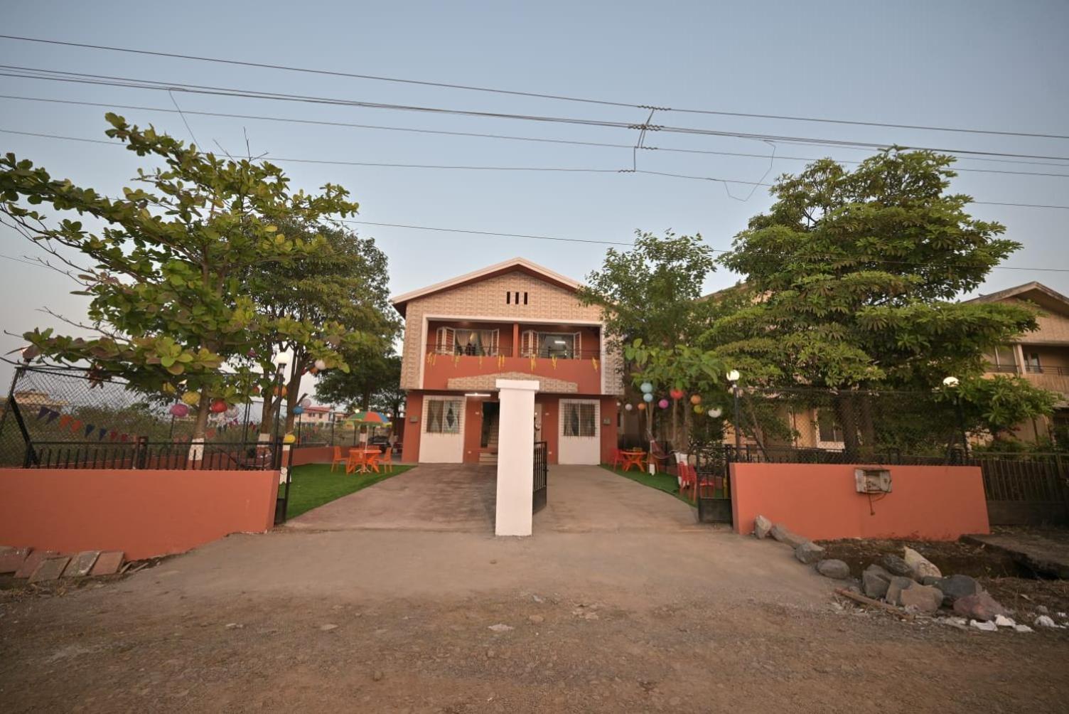 EMPYREAN STAY ll 2BHK II LUCIFER VILLA ll PRIVATE POOL II
