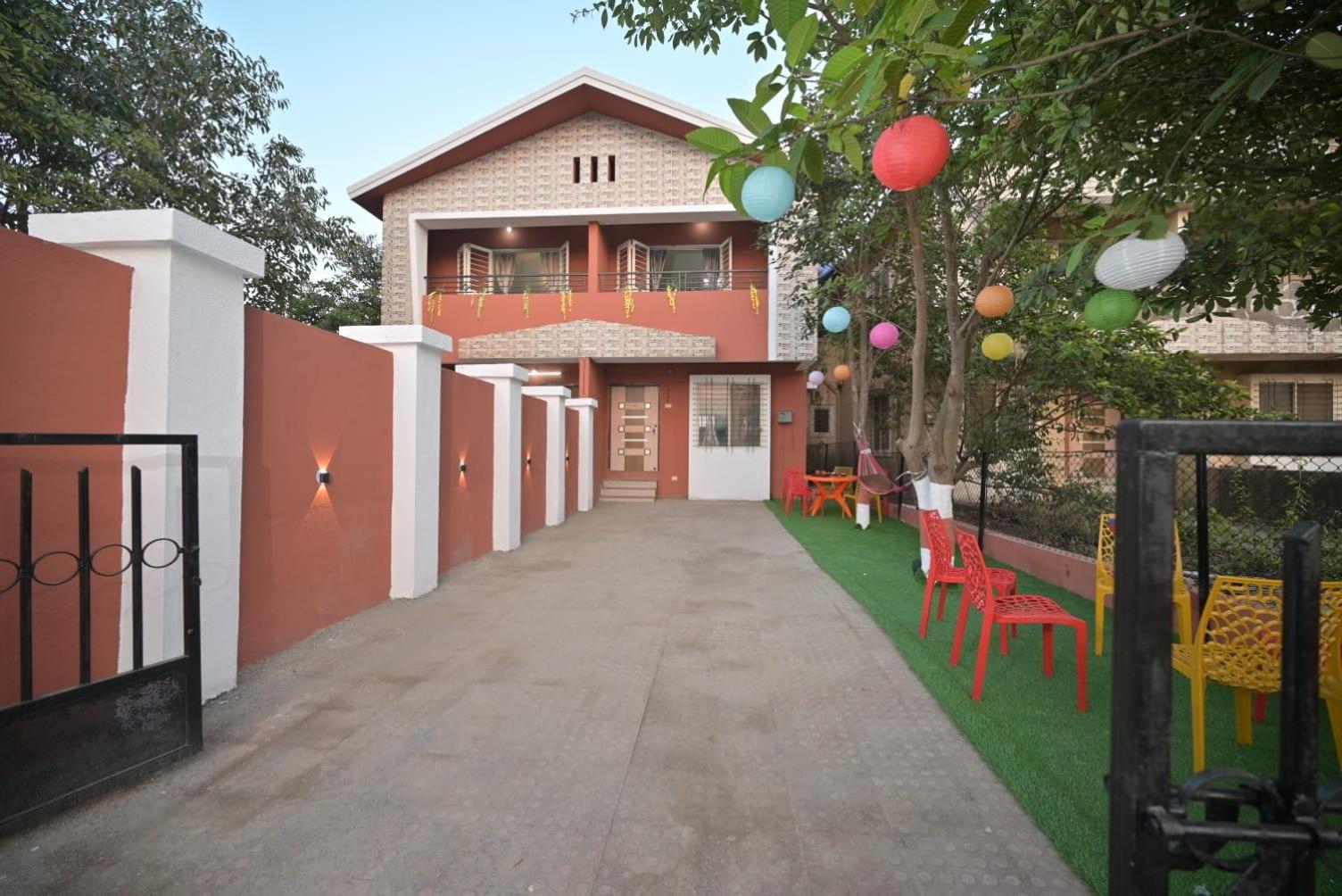 EMPYREAN STAY ll 2BHK II LUCIFER VILLA ll PRIVATE POOL II