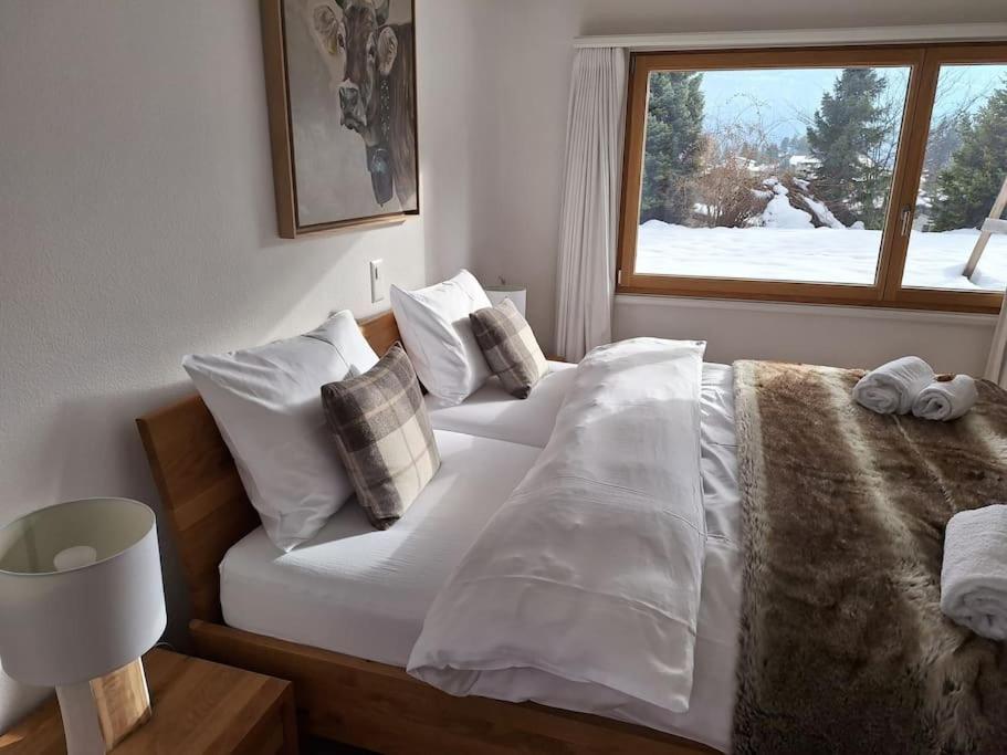 Luxury Chalet in Laax with Stunning Views