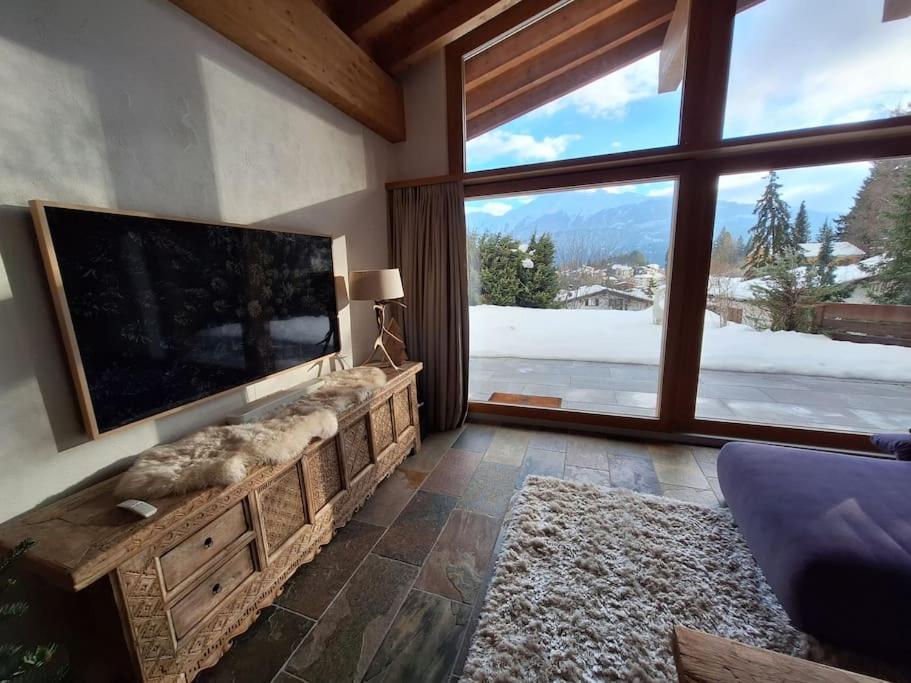 Luxury Chalet in Laax with Stunning Views