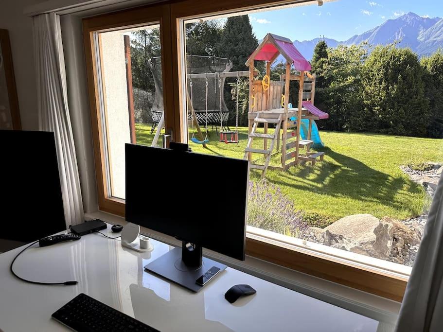 Luxury Chalet in Laax with Stunning Views