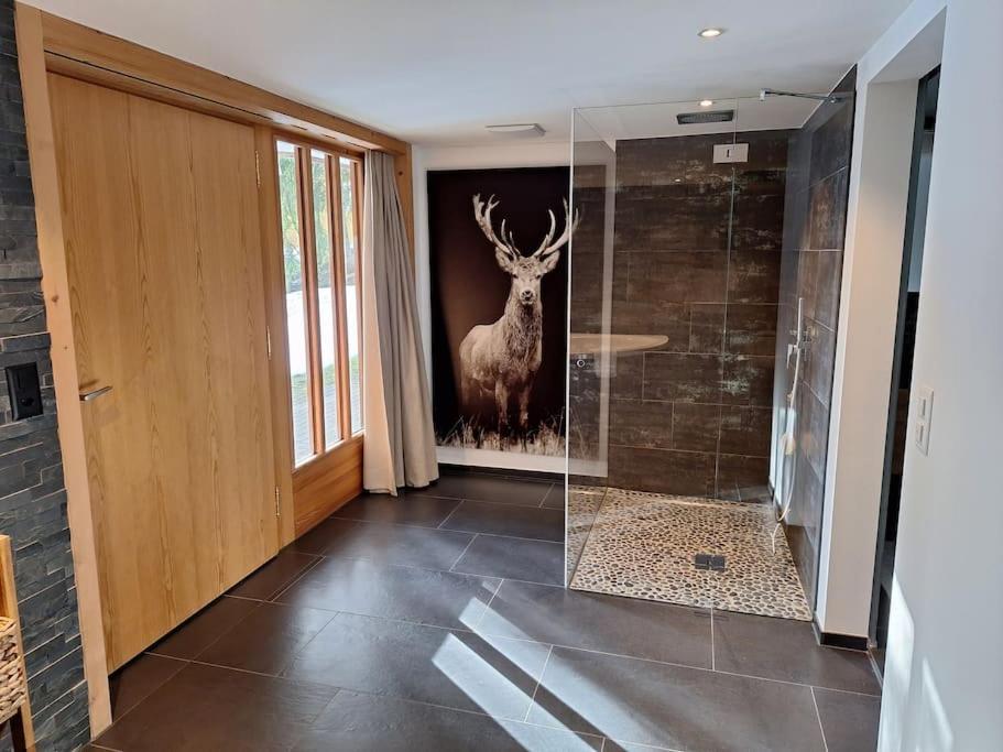 Luxury Chalet in Laax with Stunning Views