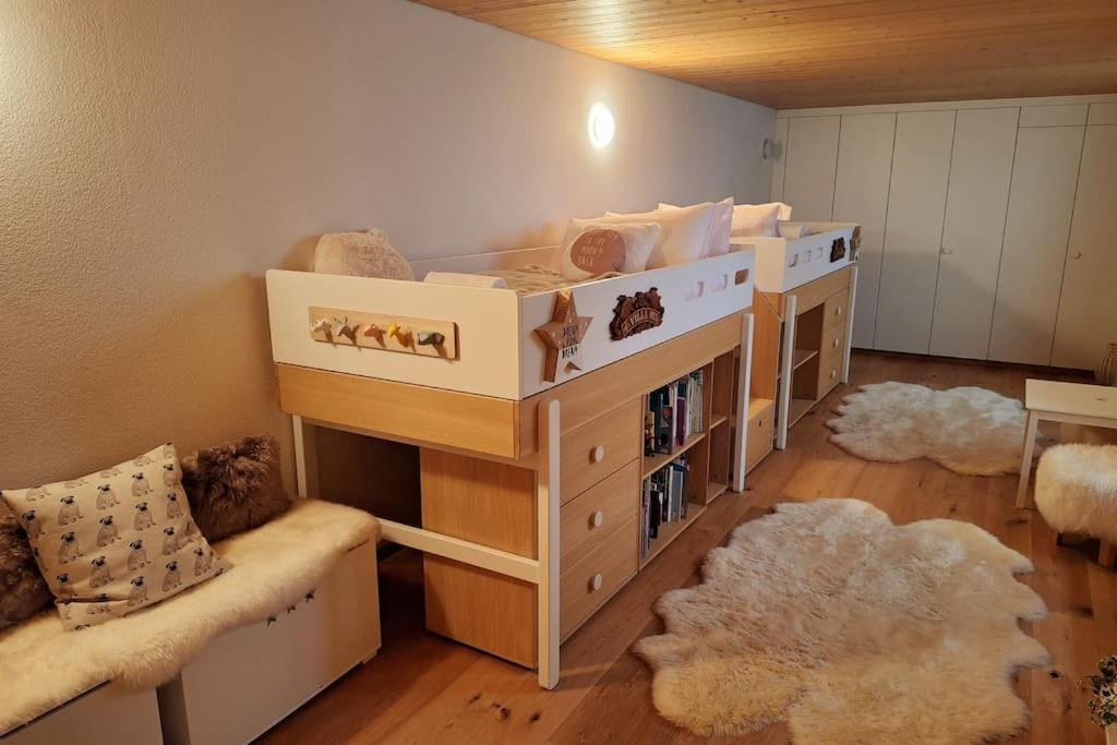 Luxury Chalet in Laax with Stunning Views