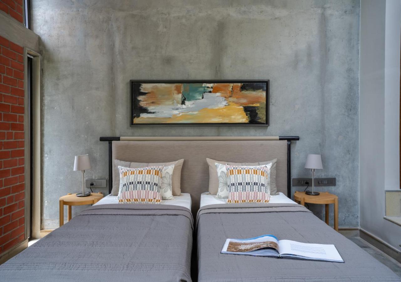 LohonoStays Villa Amani 8A