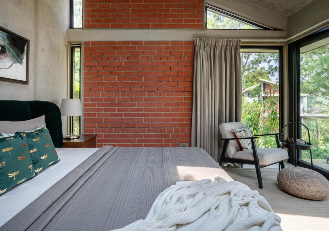 LohonoStays Villa Amani 8A