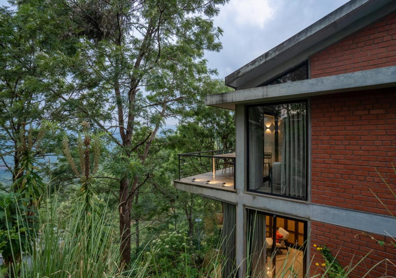 LohonoStays Villa Amani 8A