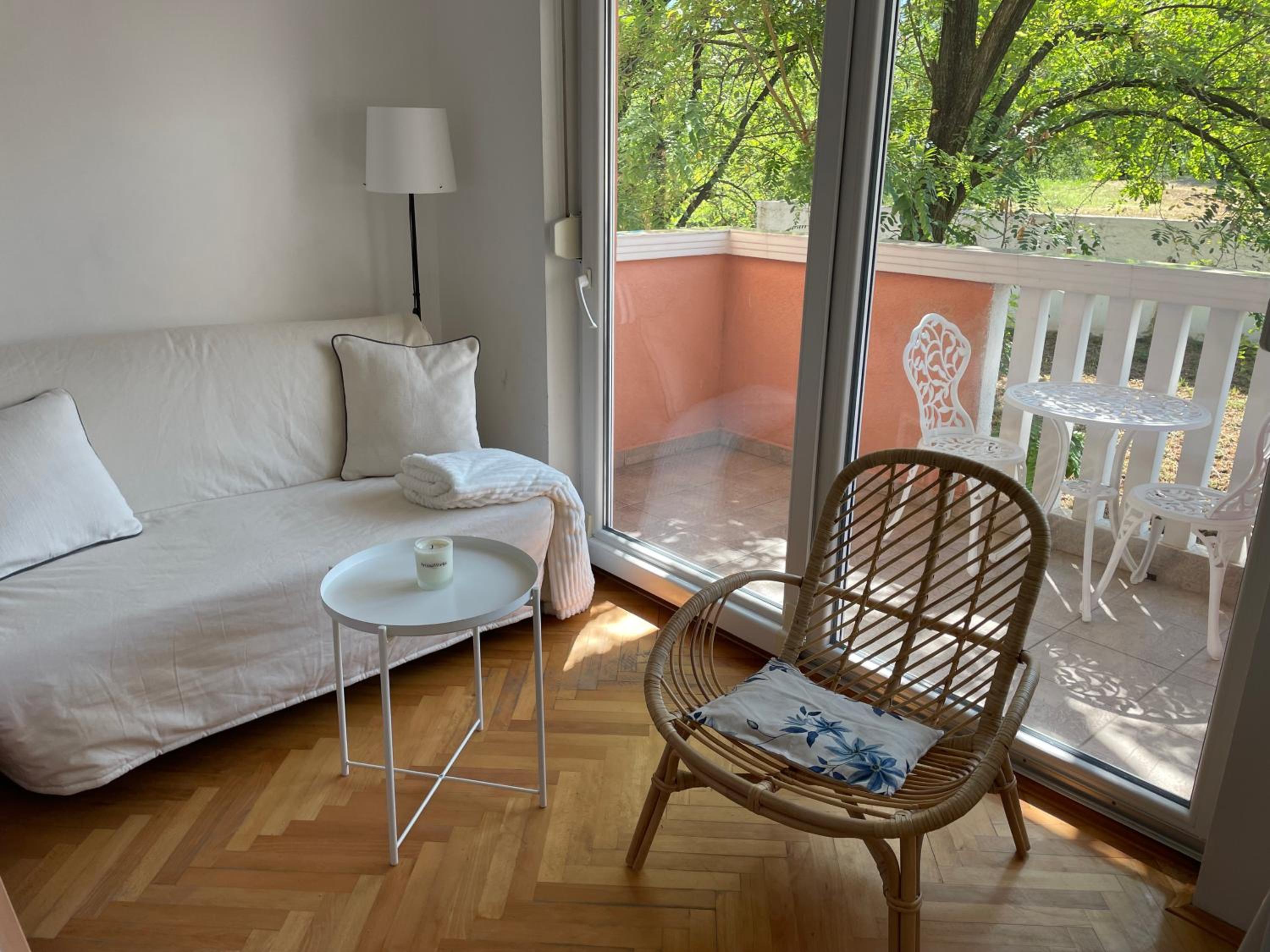 Ideal studio near famous wellness centre view 4