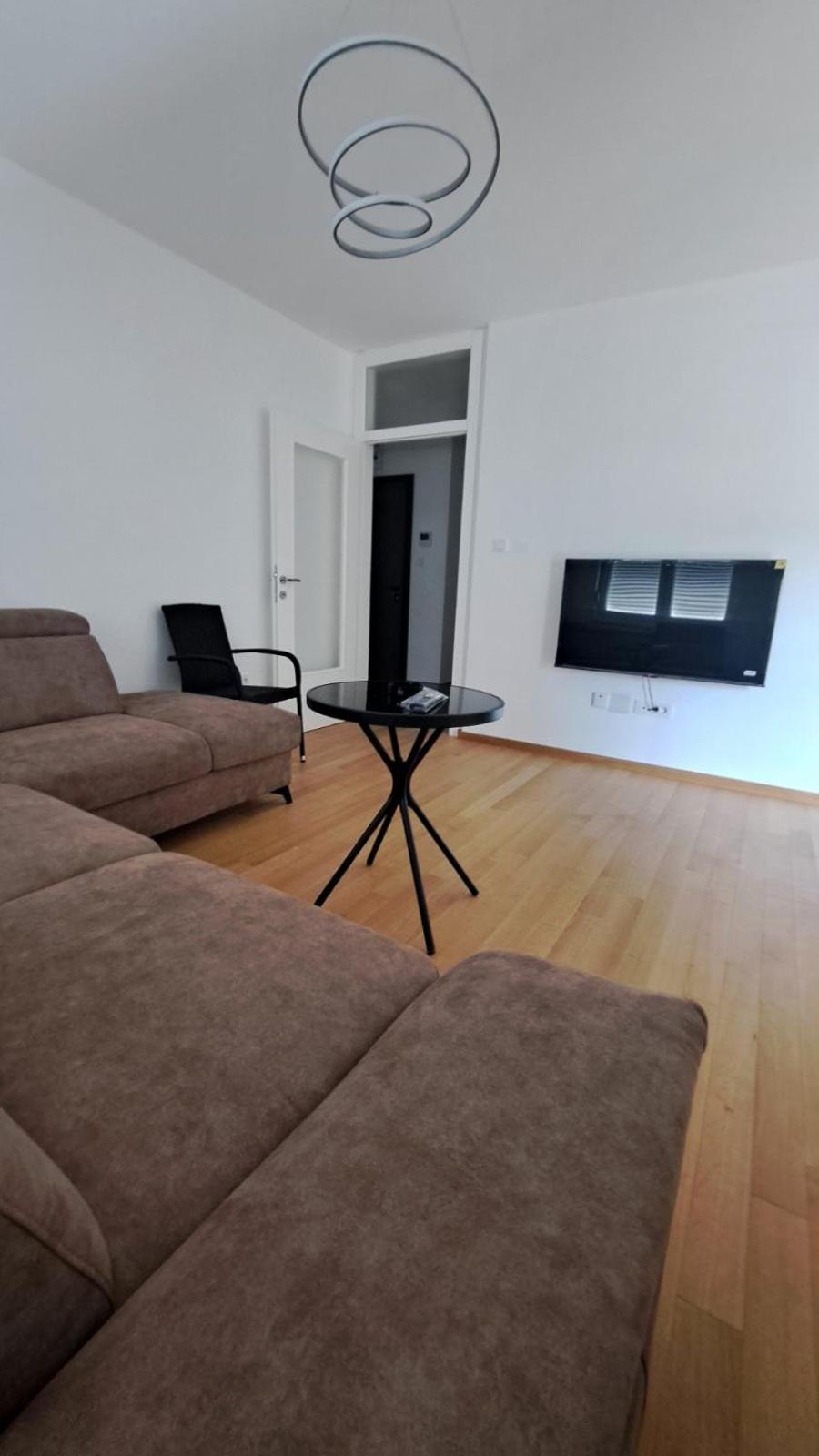 Apartman Giro