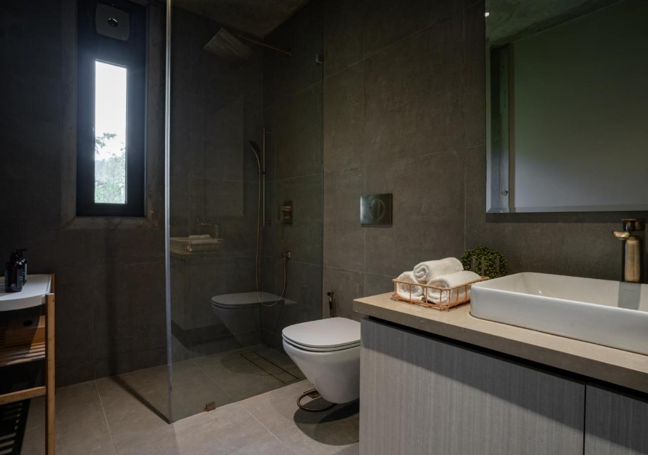 LohonoStays Villa Amani 8A