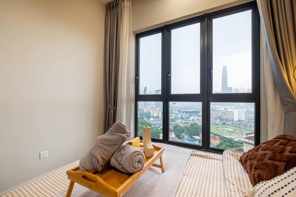 Modern Cozy Sunway Velocity Two 1min to Mrt
