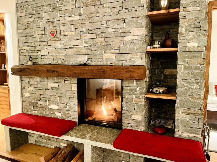Luxury Flims Apt walking distance to Caumasee