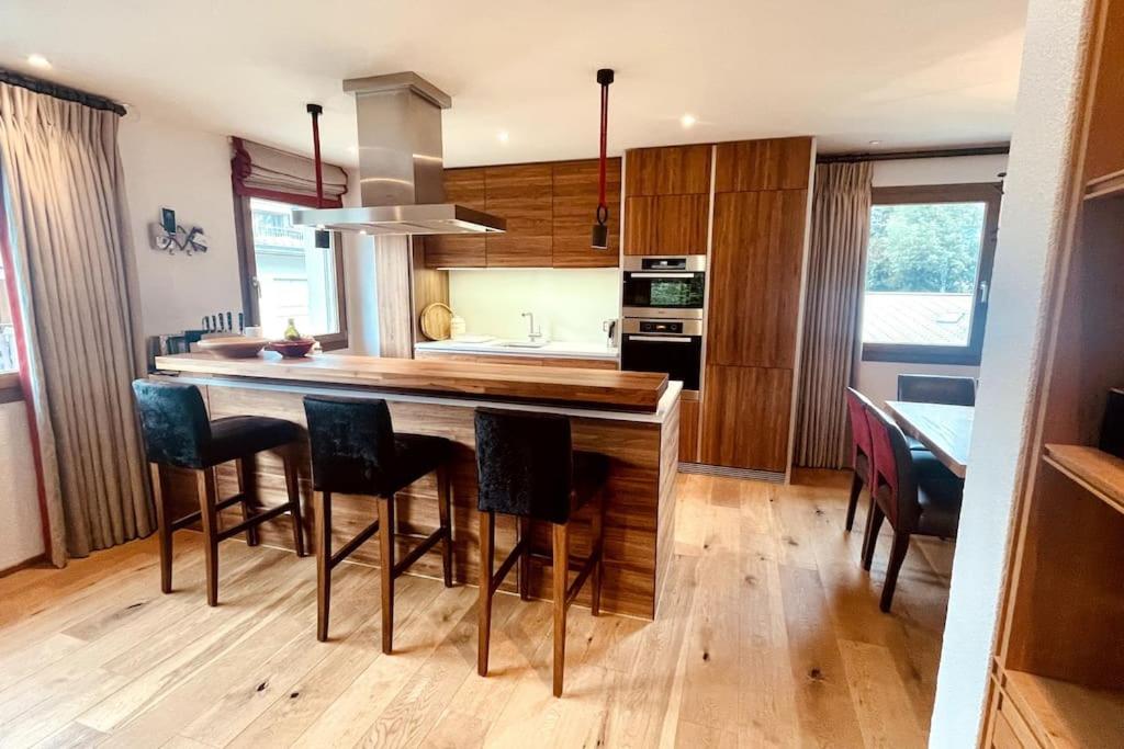 Luxury Flims Apt walking distance to Caumasee