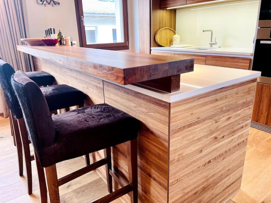 Luxury Flims Apt walking distance to Caumasee