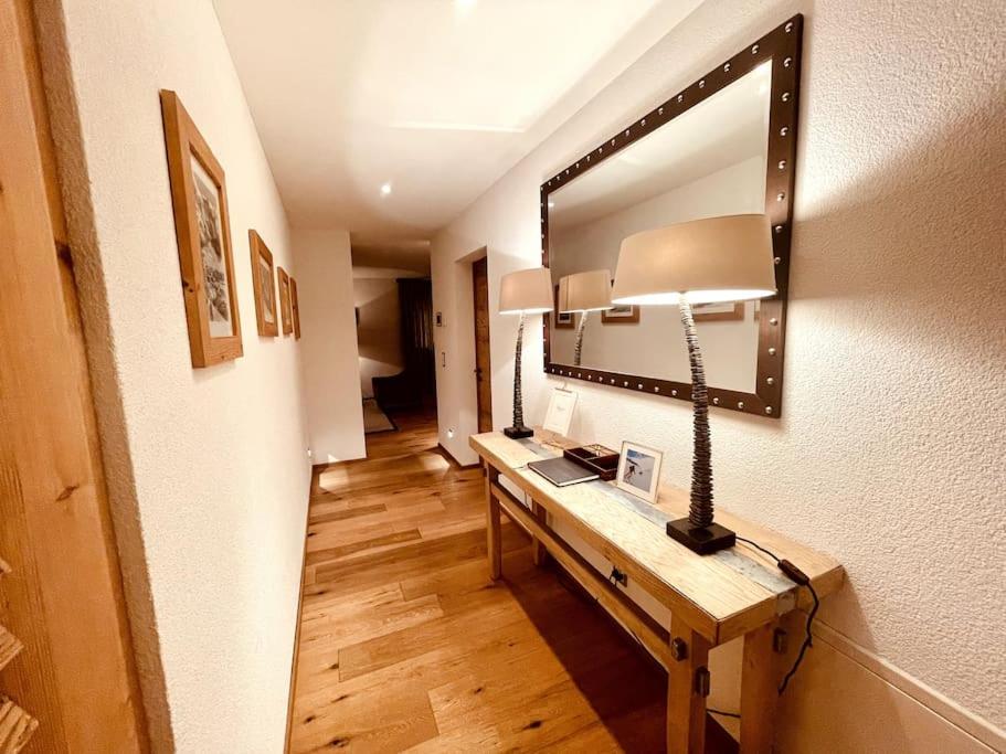 Luxury Flims Apt walking distance to Caumasee