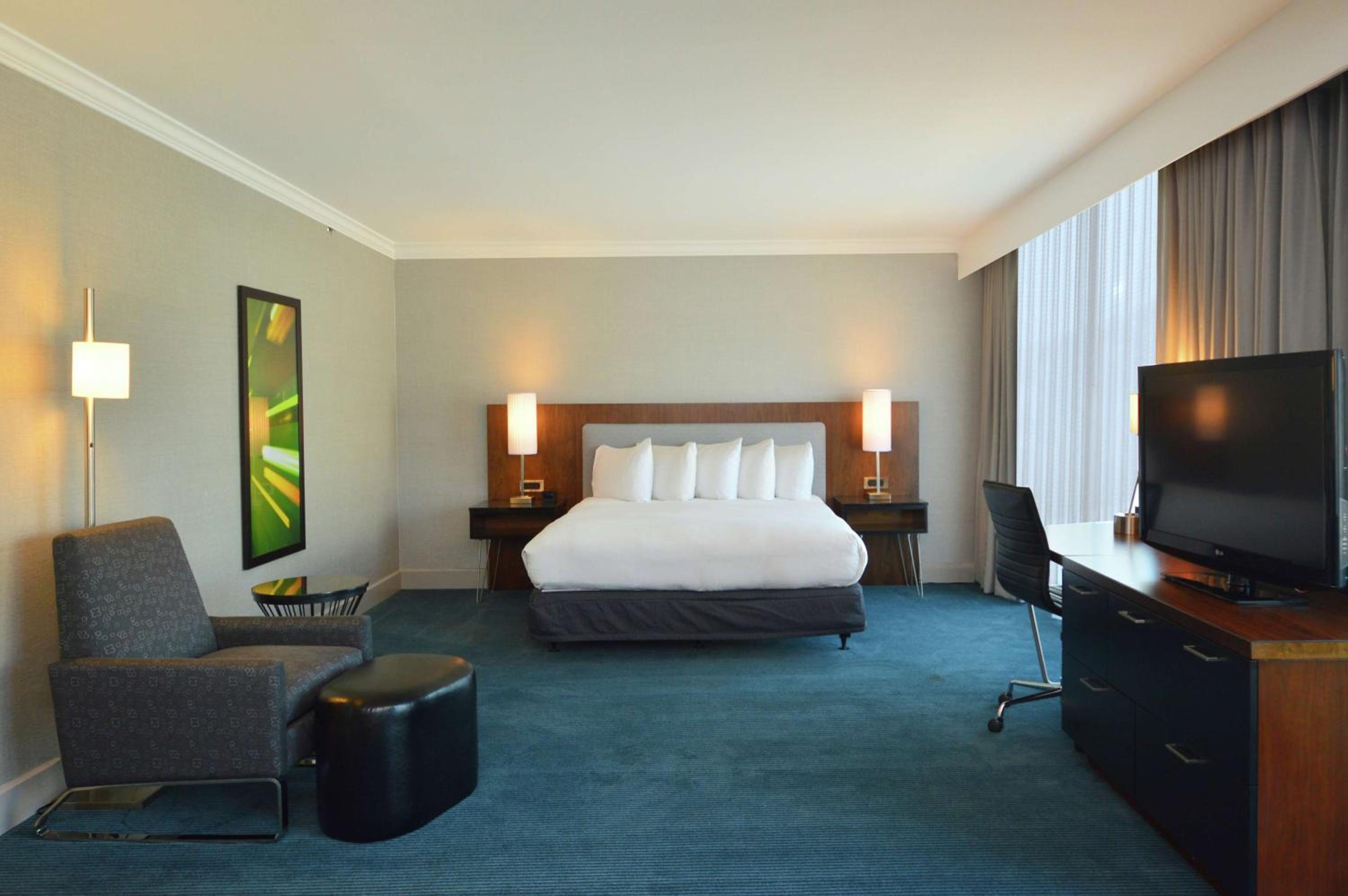 Newark Vacations - DoubleTree by Hilton Newark-Fremont - Property Image 33