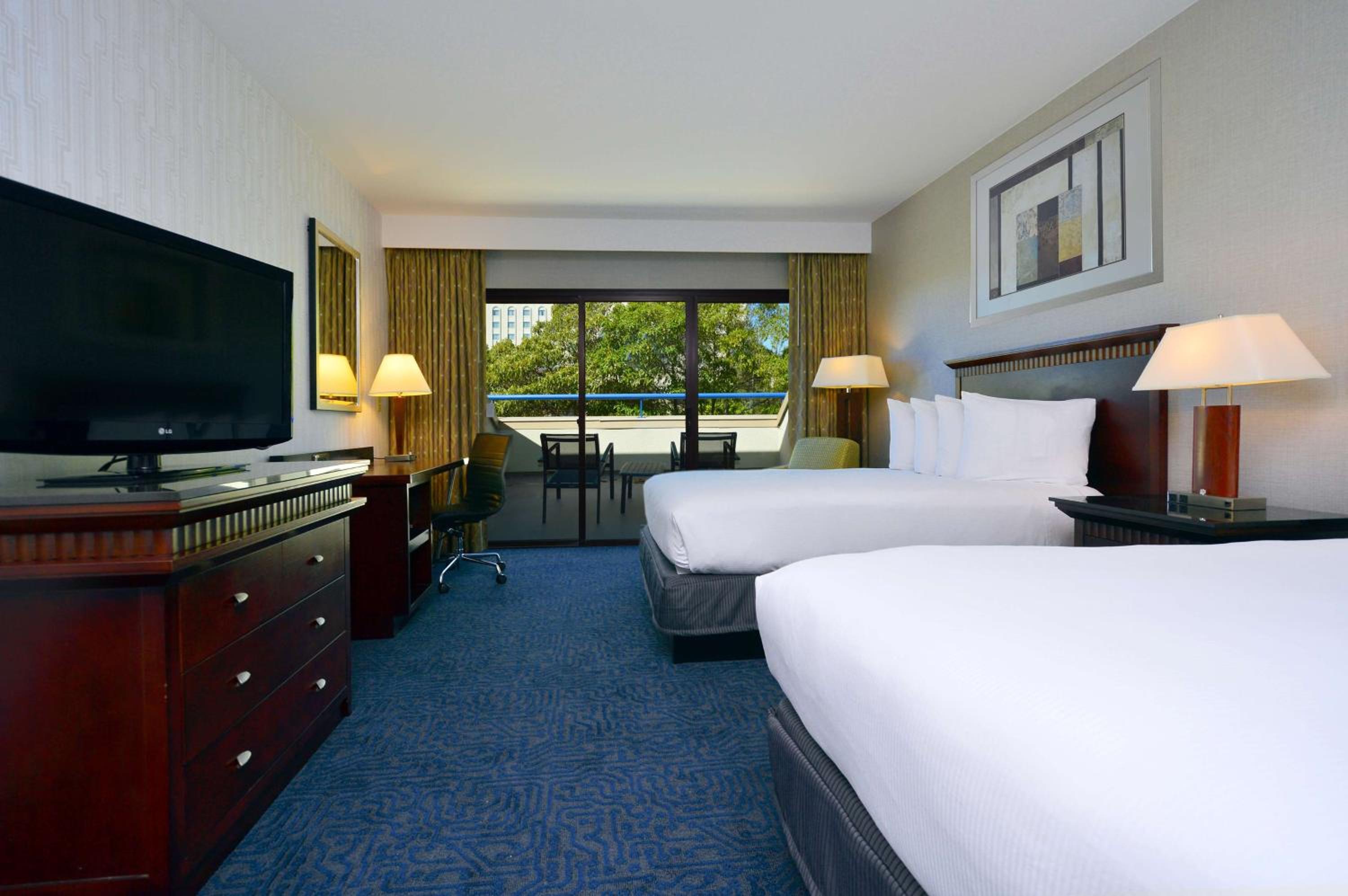 Newark Vacations - DoubleTree by Hilton Newark-Fremont - Property Image 14