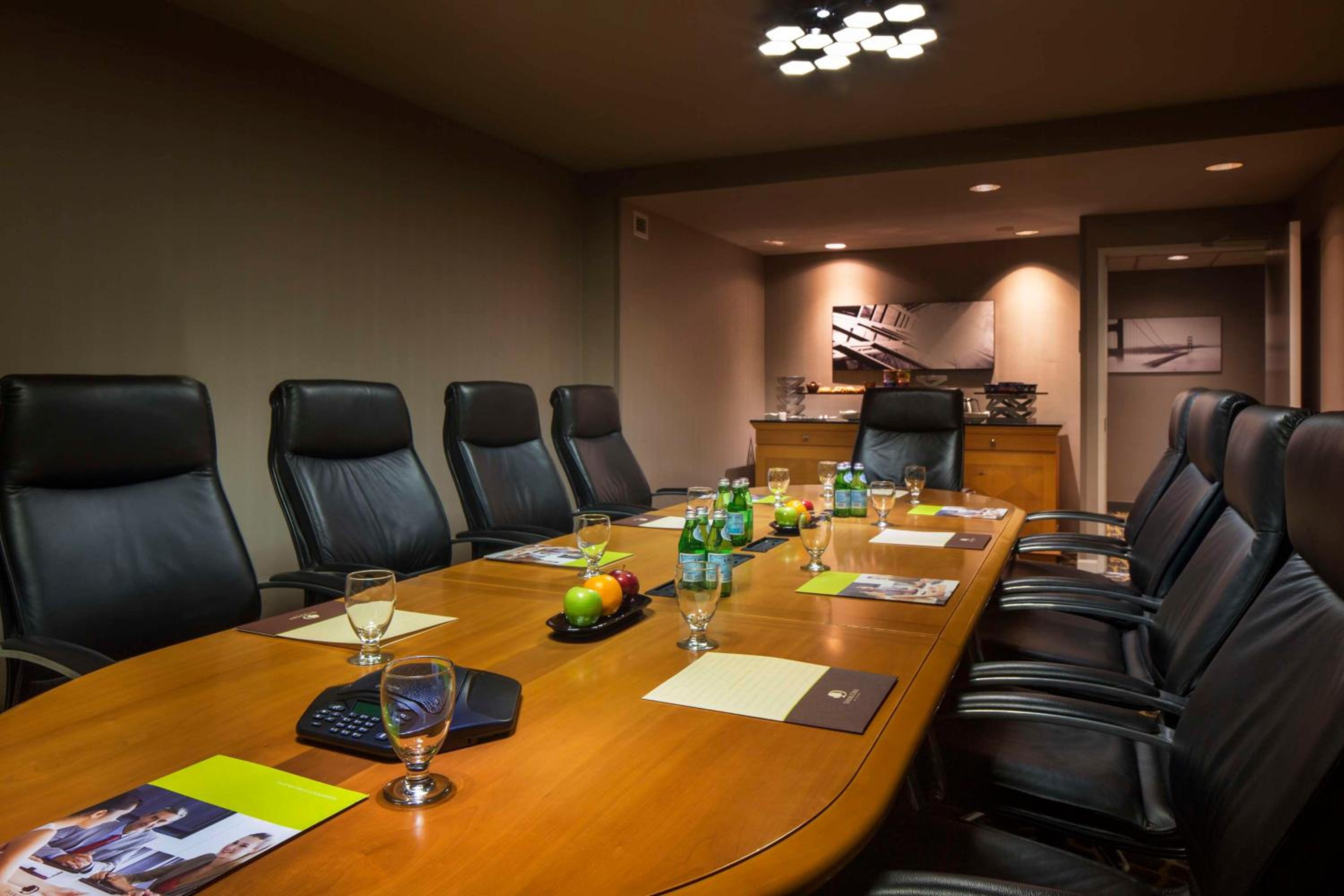 Newark Vacations - DoubleTree by Hilton Newark-Fremont - Property Image 19