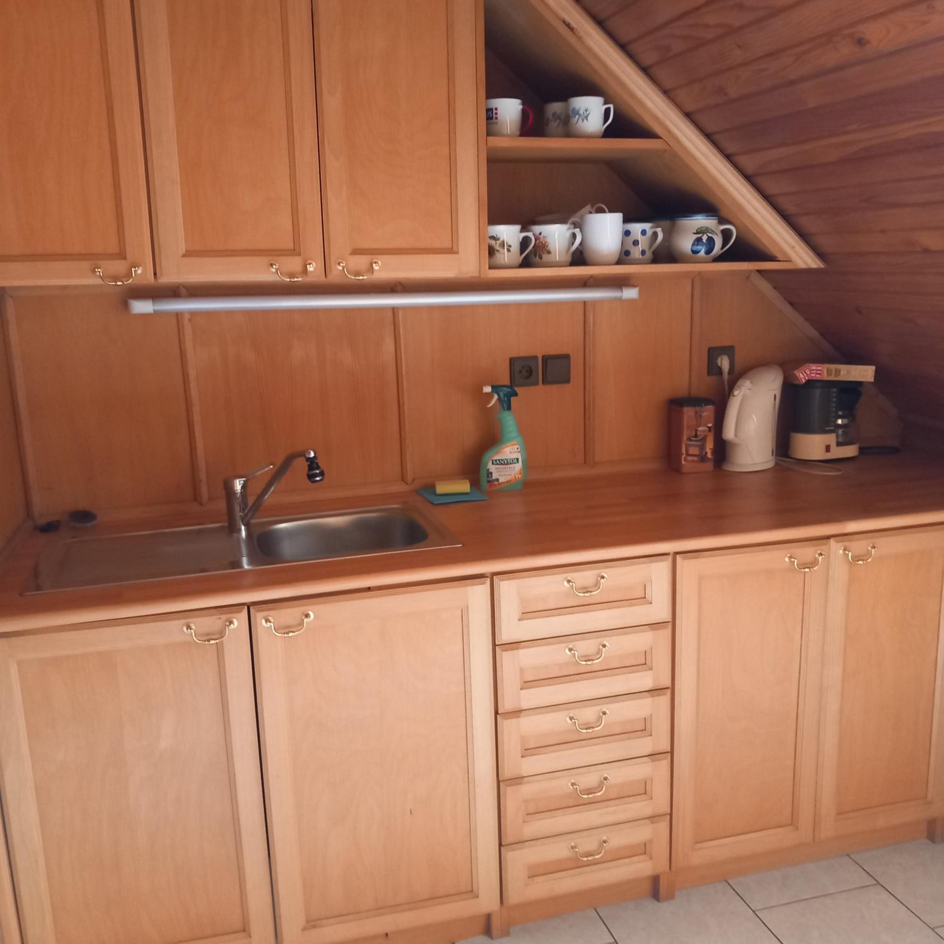 U tří jasanů
