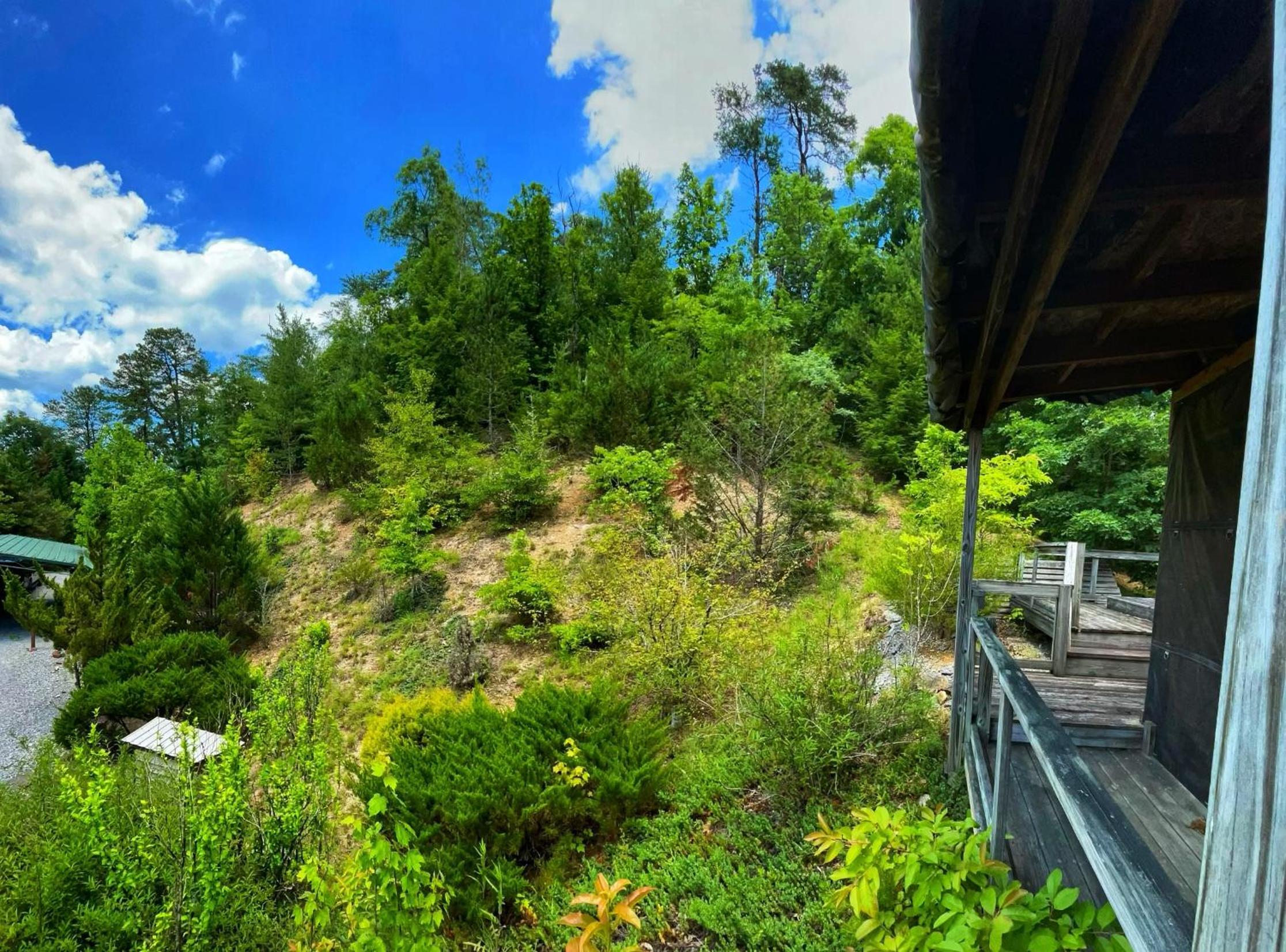 Hotel Tiny House, WIFI,Hot tub,Secluded - Image 1