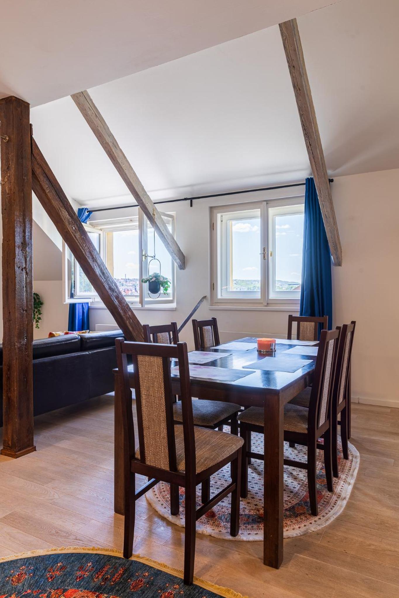 Classy Riverside Apartment in the Old Town of Prague