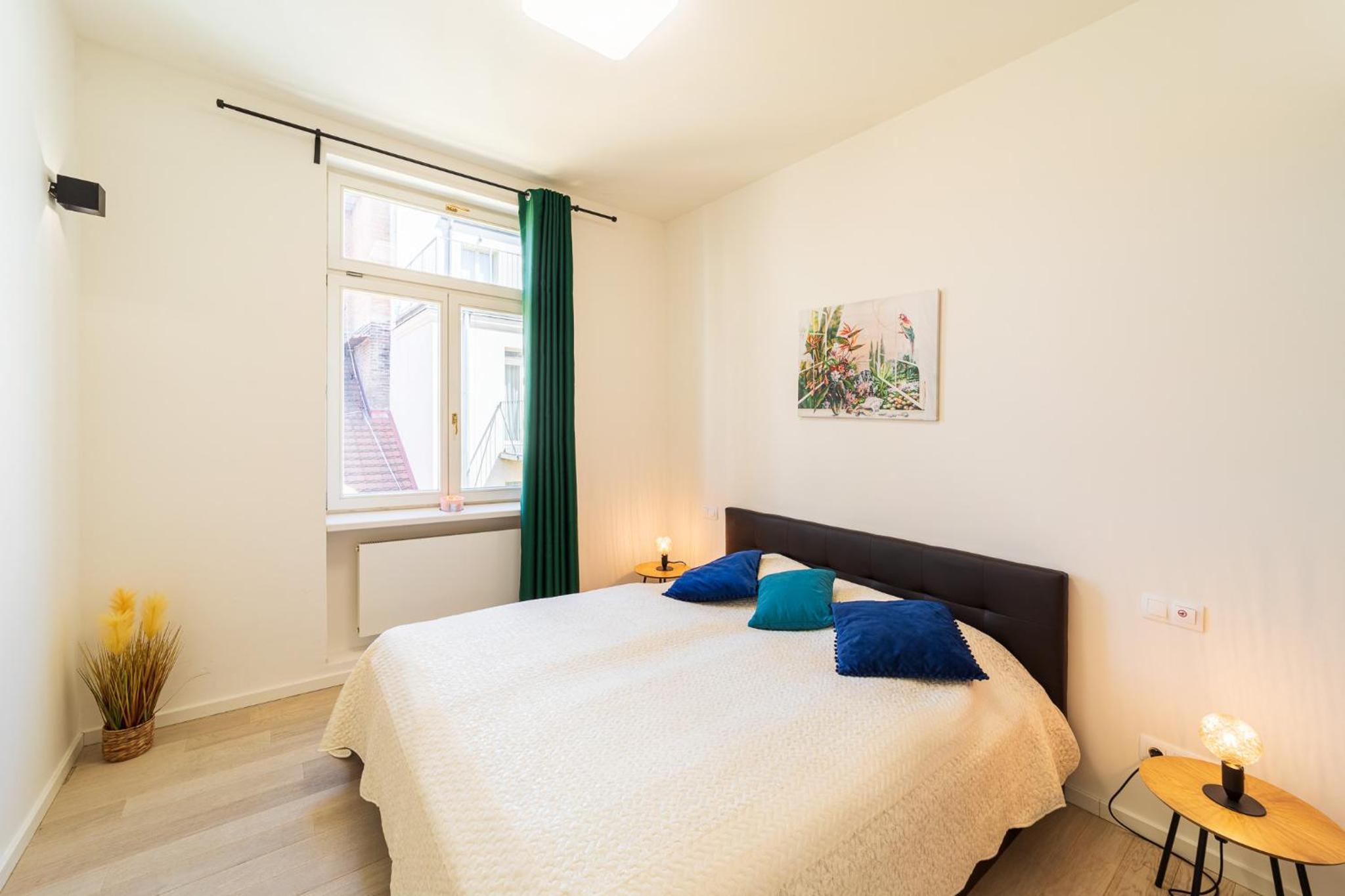 Classy Riverside Apartment in the Old Town of Prague