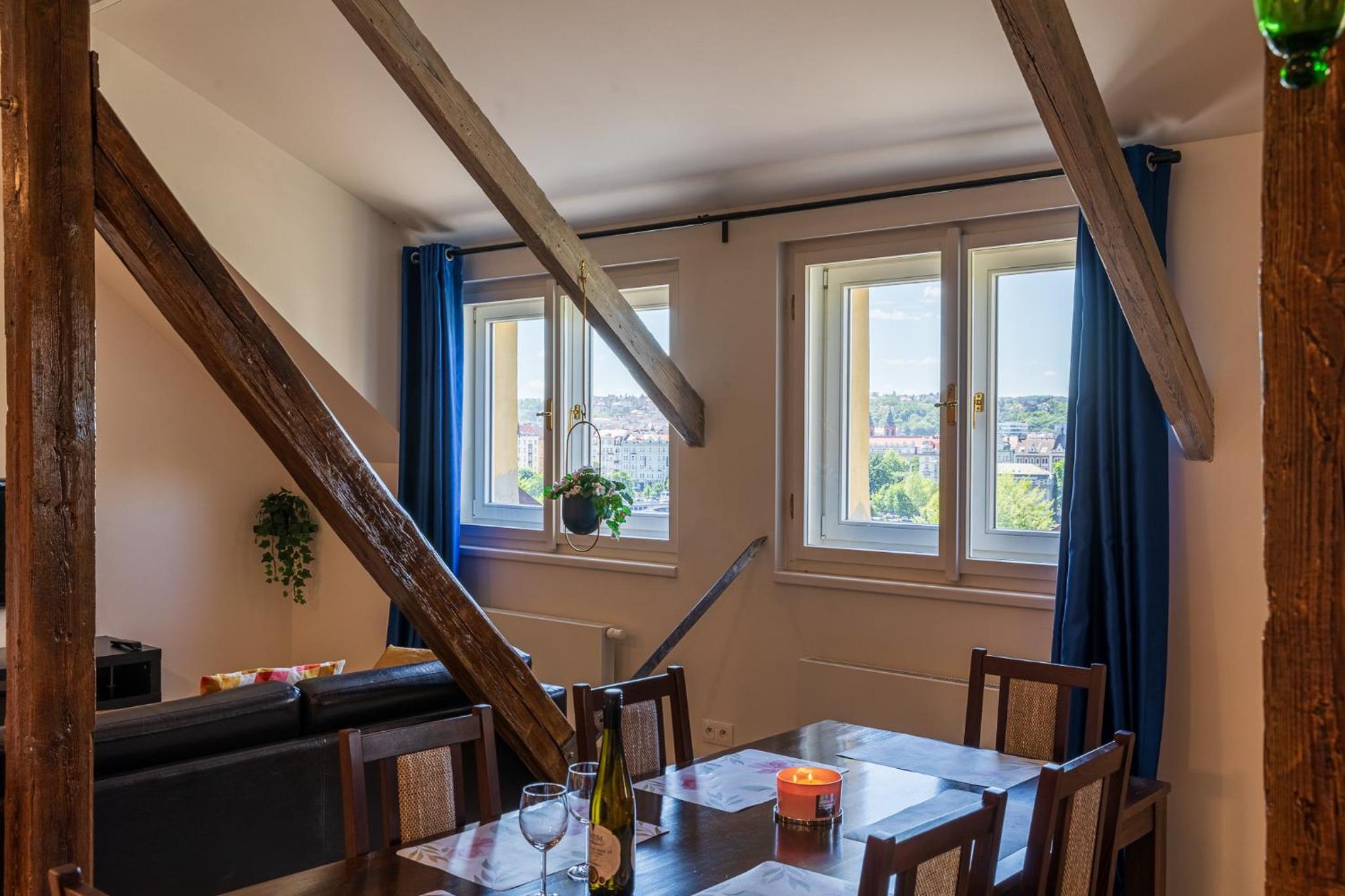 Classy Riverside Apartment in the Old Town of Prague