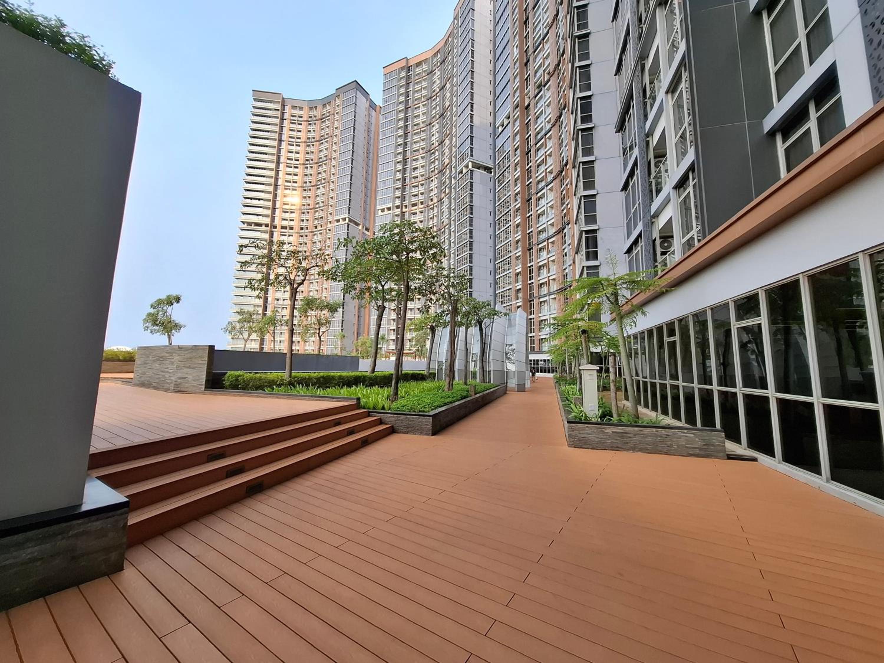 PIK Gold coast Honolulu tower by Suitestay view 2