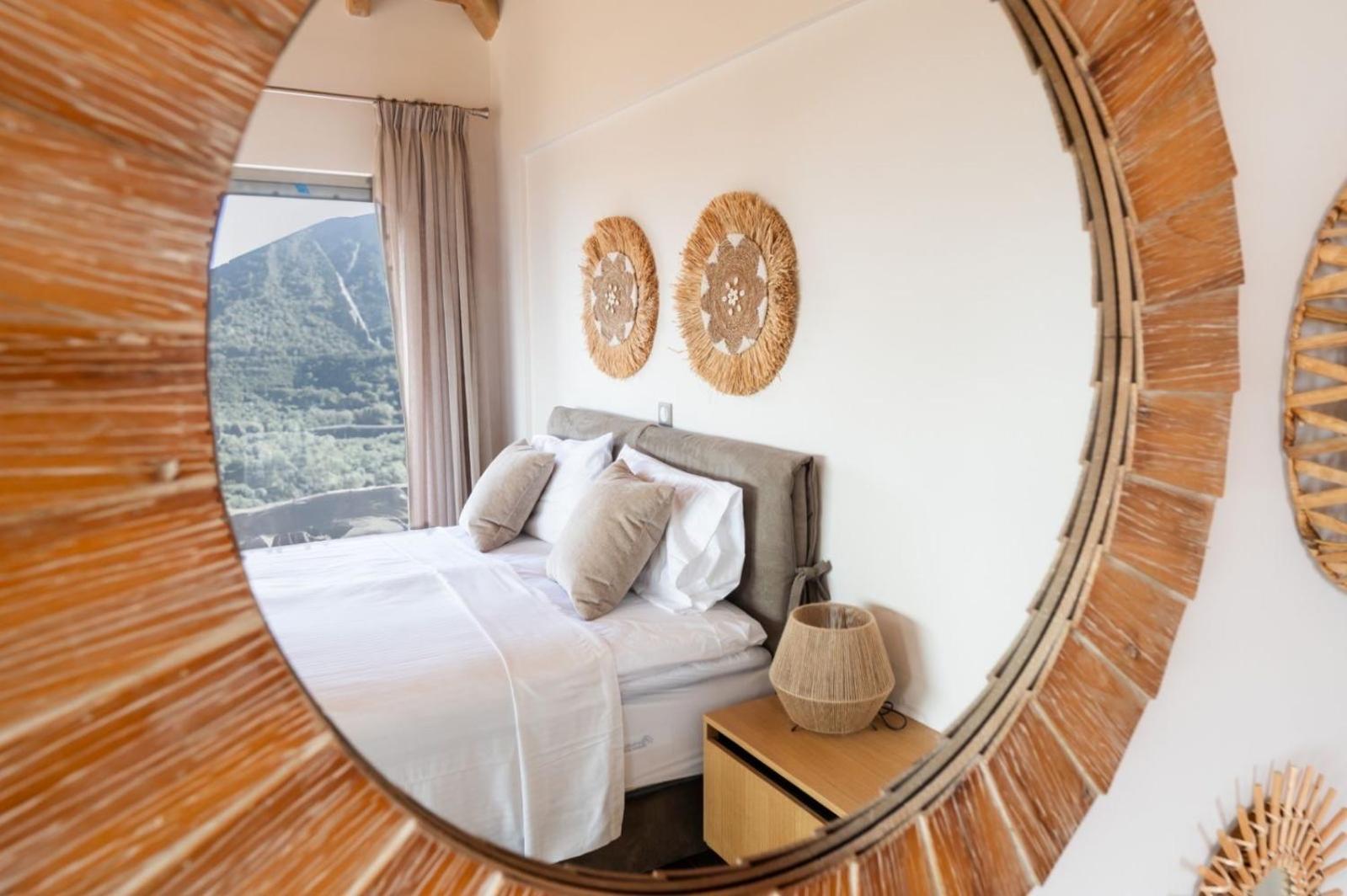 Petradi Suites