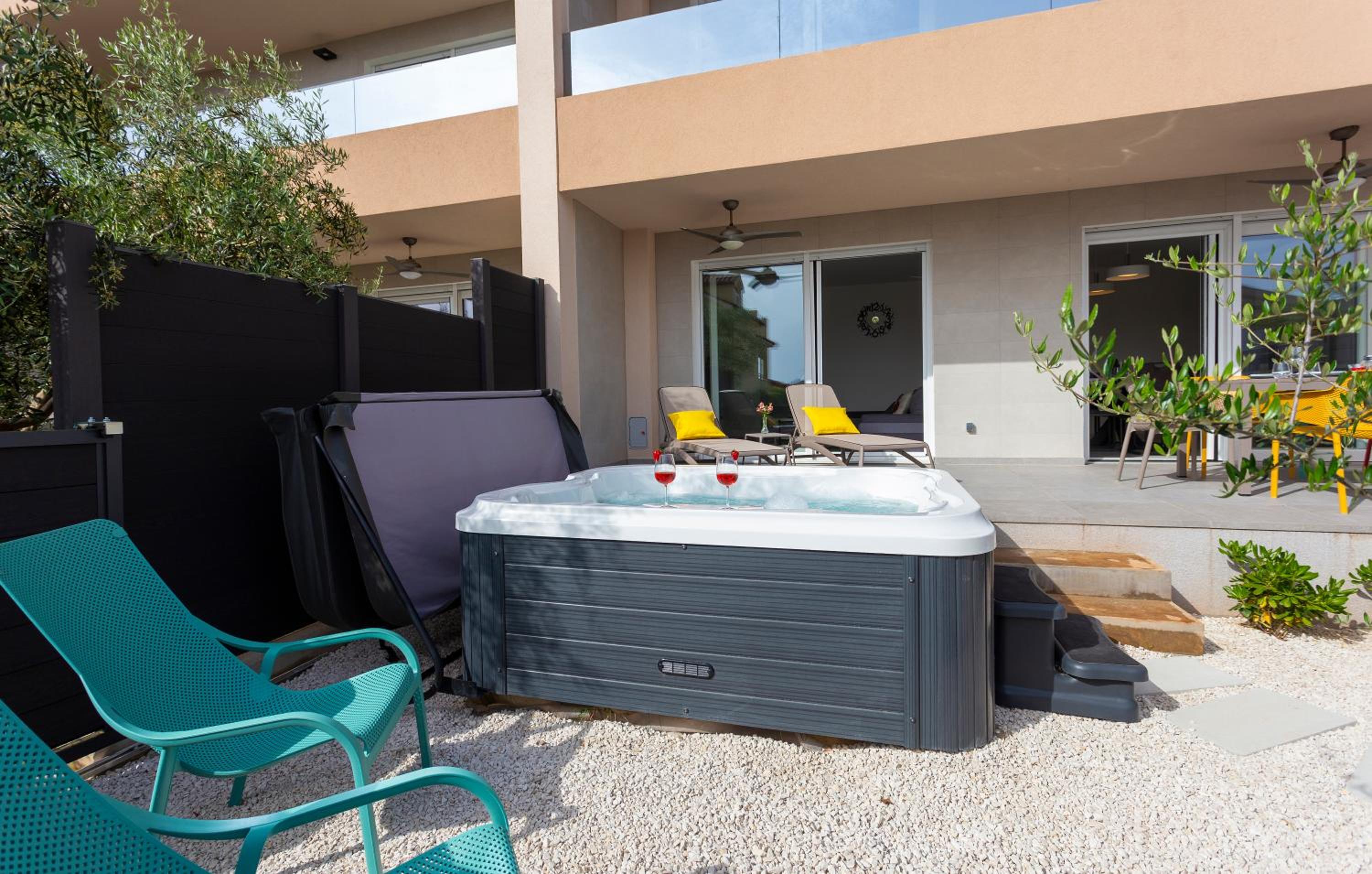 Osvit Grand Deluxe Apartment