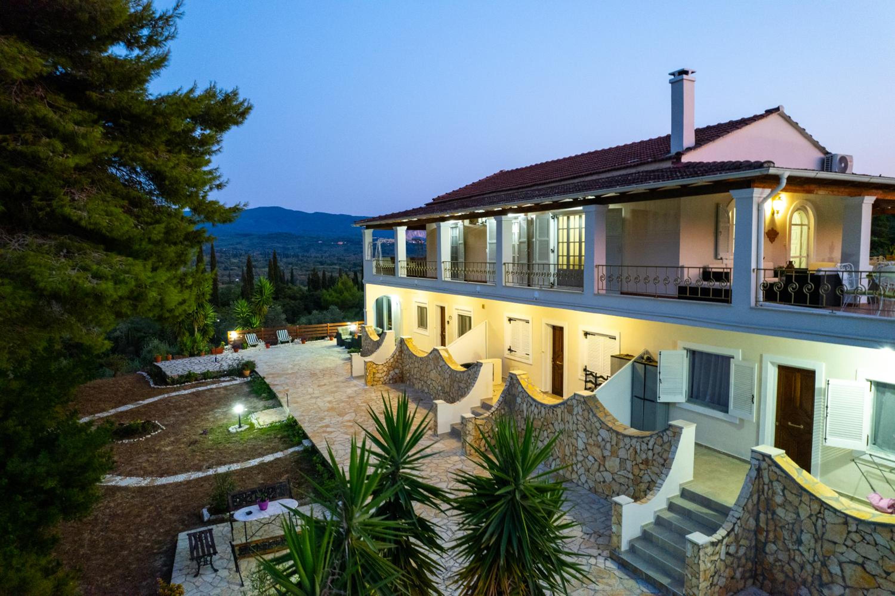 Villa del Capitano view 3