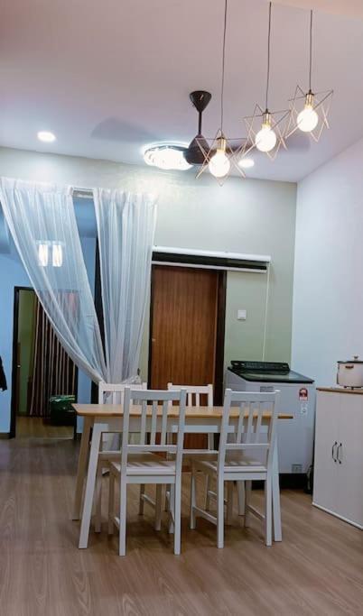 Homestay murah Sek 29 Shah Alam photo 8