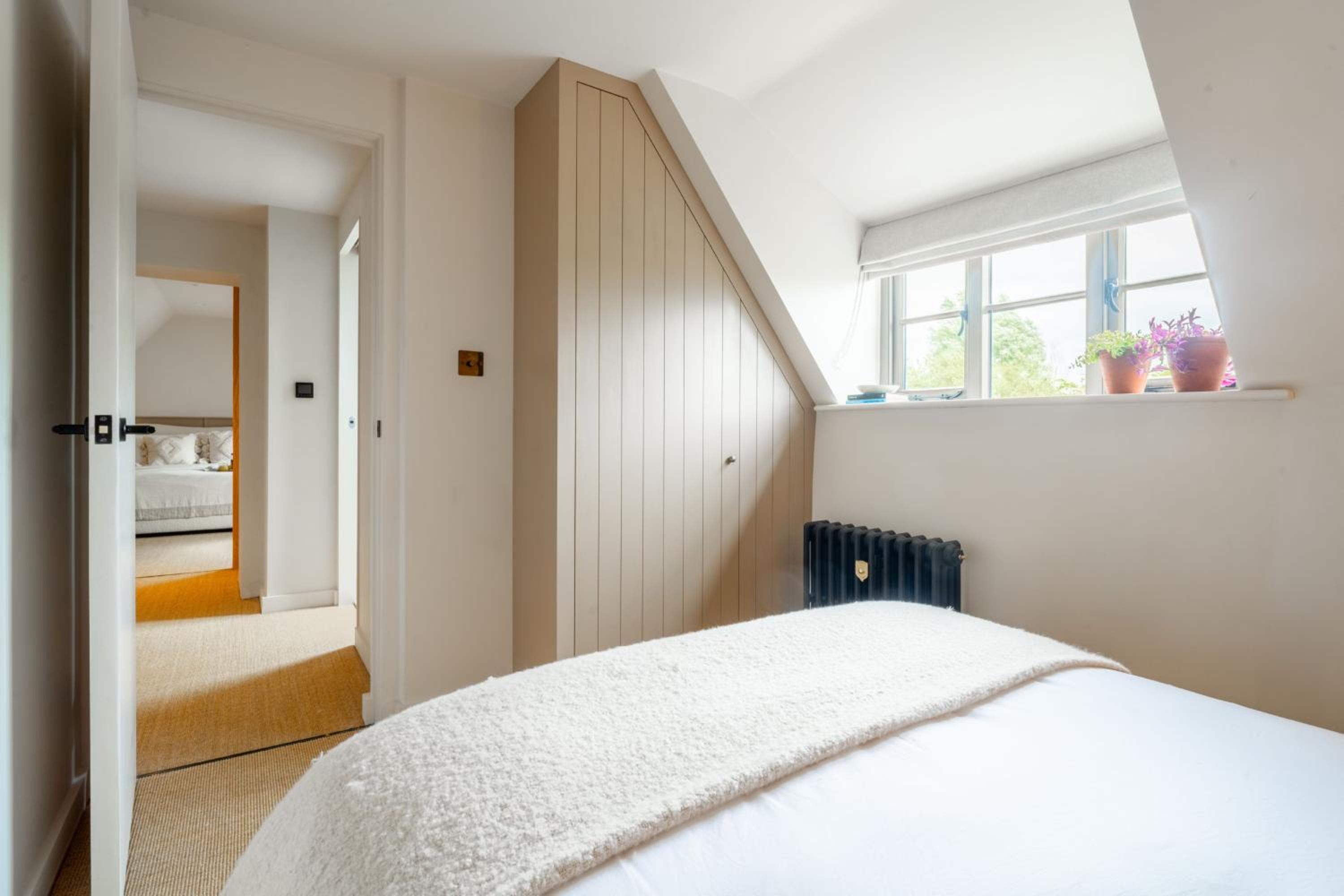 Monarc House by Big Skies Cottages view 3