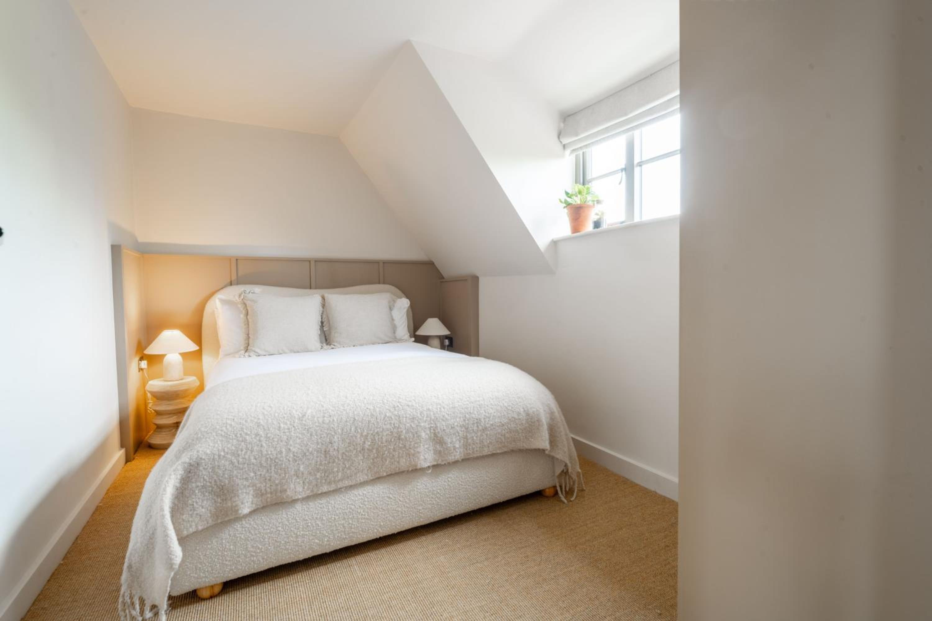 Monarc House by Big Skies Cottages view 5