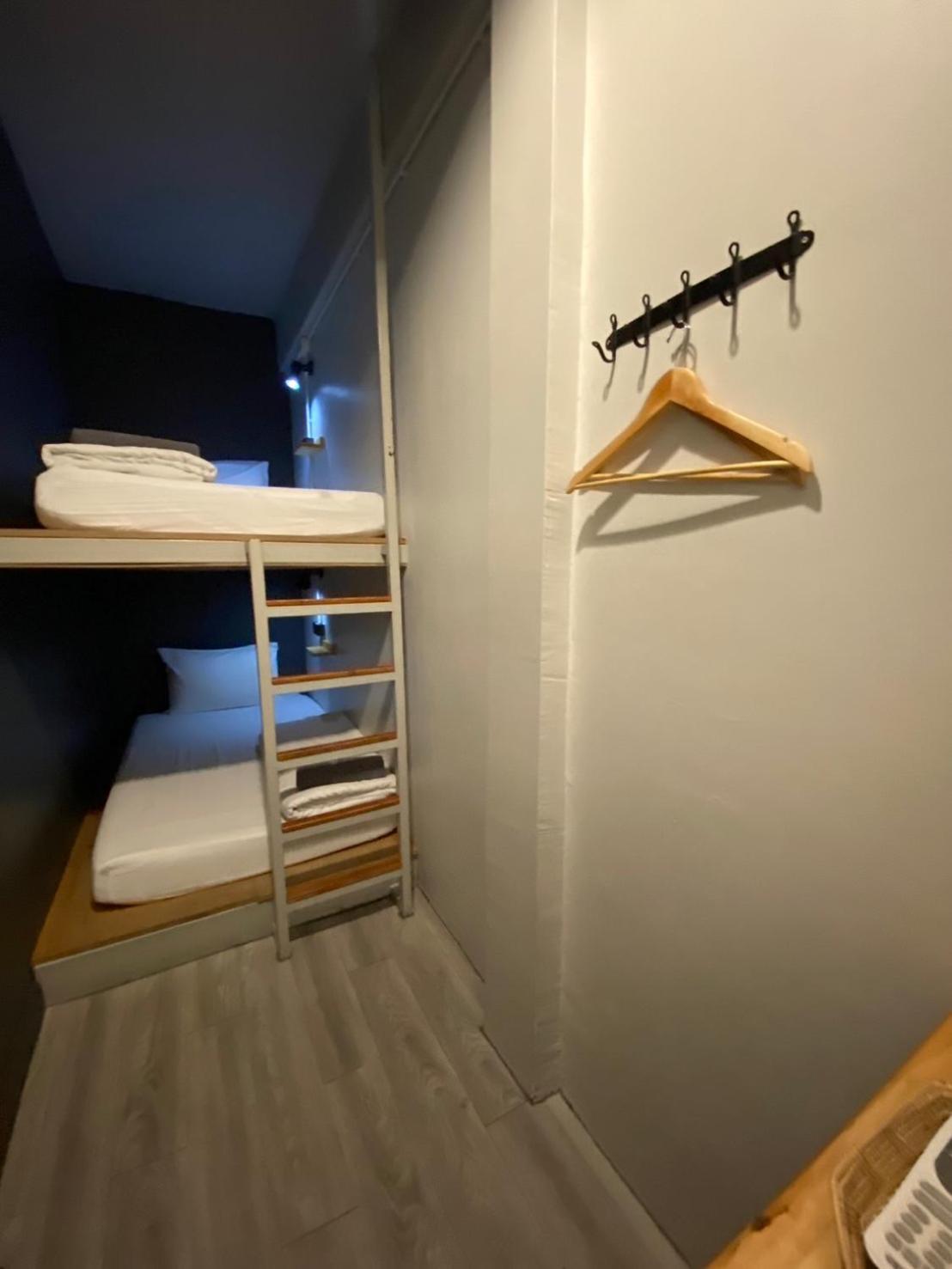Ekanek Hostel