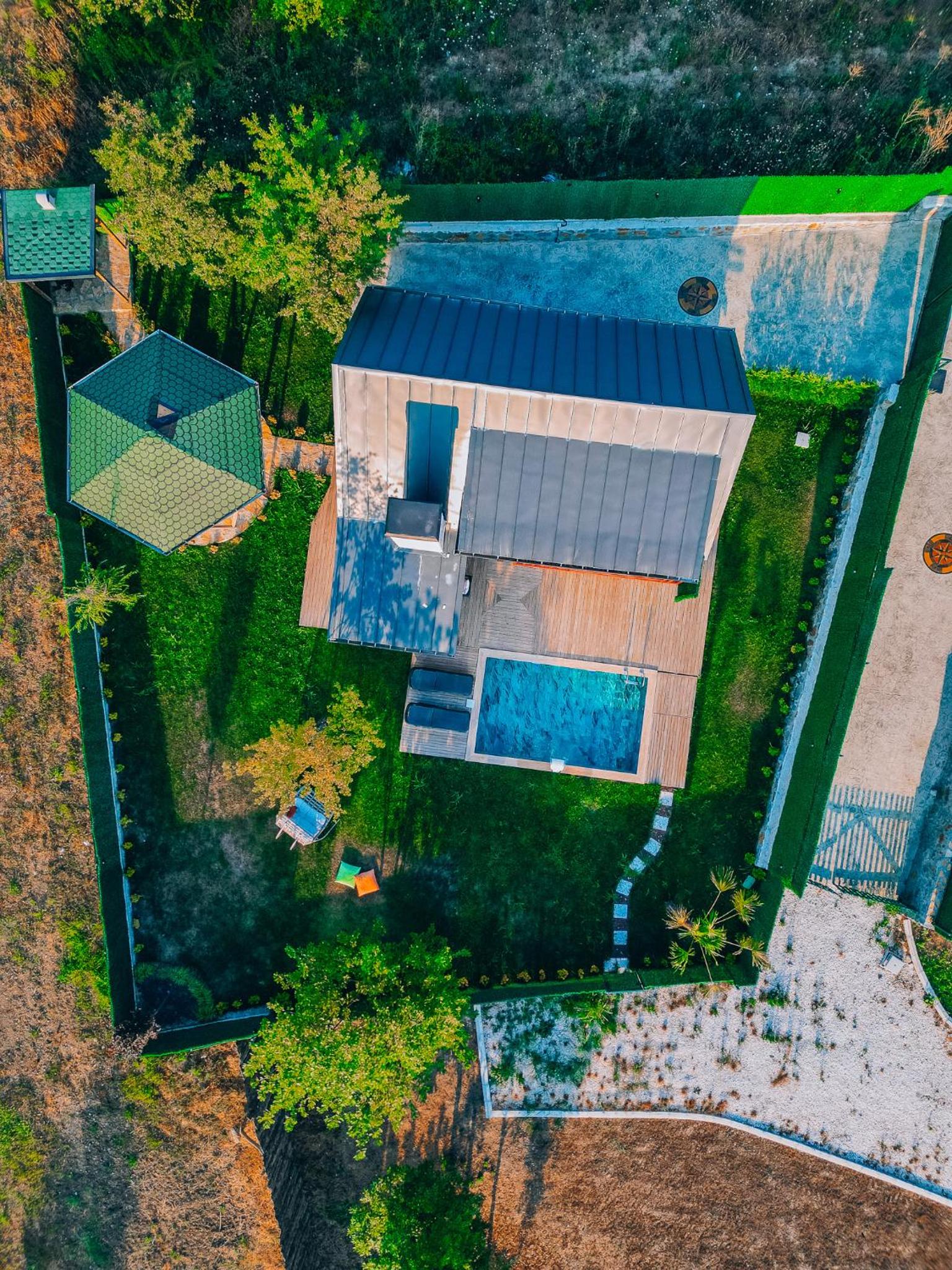 Boz Bungalov Kiraz