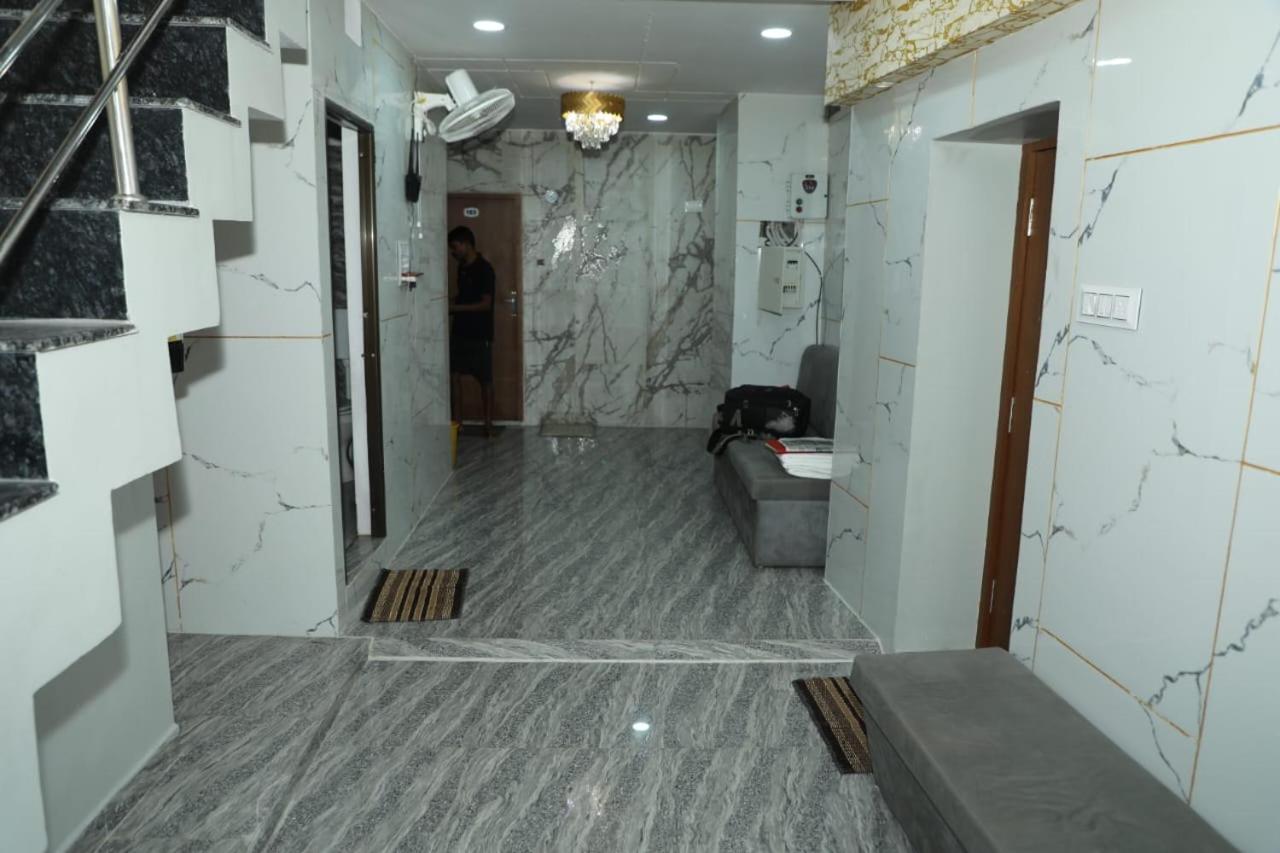 Hotel Banwari Palace