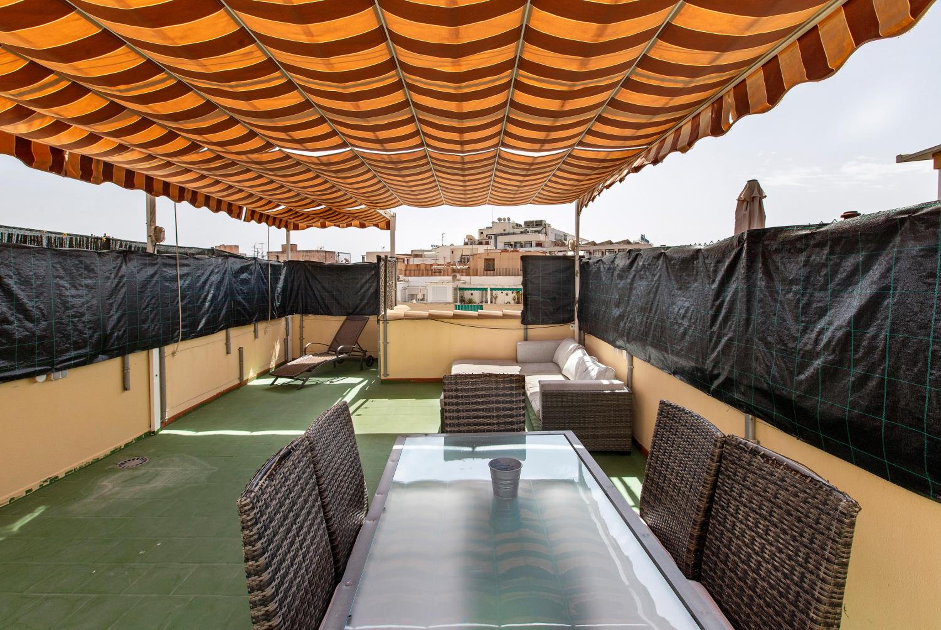Penthouse with terrace photo 2