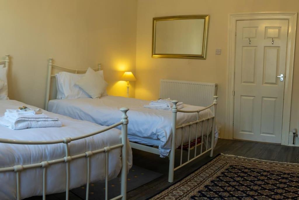 Beautiful North Bay seaside apartment, free parking and courtyard view 2