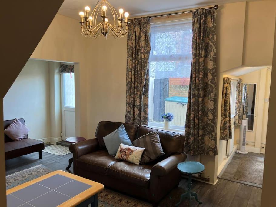 Beautiful North Bay seaside apartment, free parking and courtyard view 5